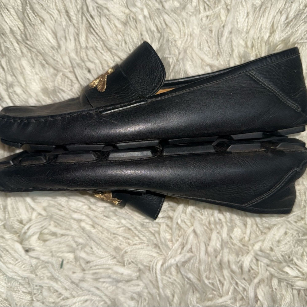 Gucci Black Leather Loafers with Gold Bee Detail - Picture 11 of 11